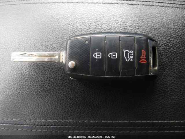 KNDPB3AC7F7700956 KIA Sportage Lx