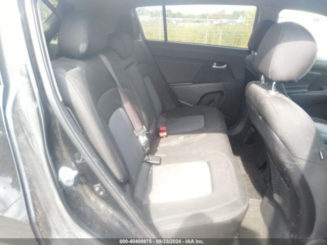 KNDPB3AC7F7700956 KIA Sportage Lx
