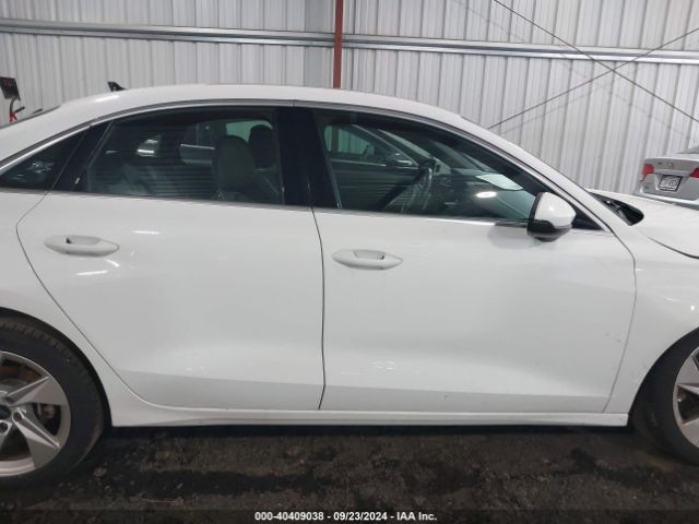 WAUAUDGY0PA089565 Audi A3 Premium 40 Tfsi Front-wheel Drive S Tronic