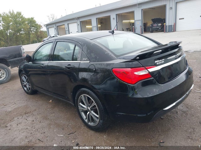 1C3CCBAB1EN123725 Chrysler 200 LX