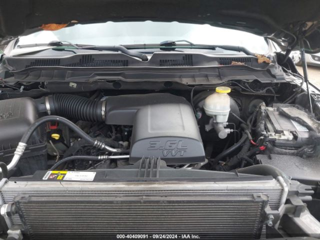1C6RR7LG7HS581647 RAM 1500 Big Horn  4x4 5'7 Box