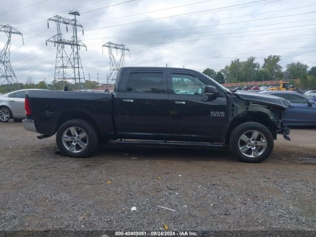 1C6RR7LG7HS581647 RAM 1500 Big Horn  4x4 5'7 Box