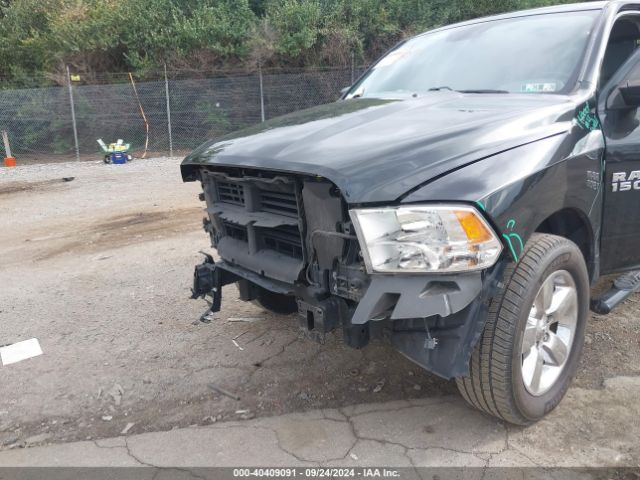 1C6RR7LG7HS581647 RAM 1500 Big Horn  4x4 5'7 Box