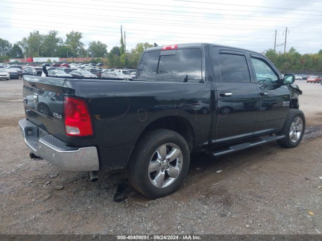 1C6RR7LG7HS581647 RAM 1500 Big Horn  4x4 5'7 Box