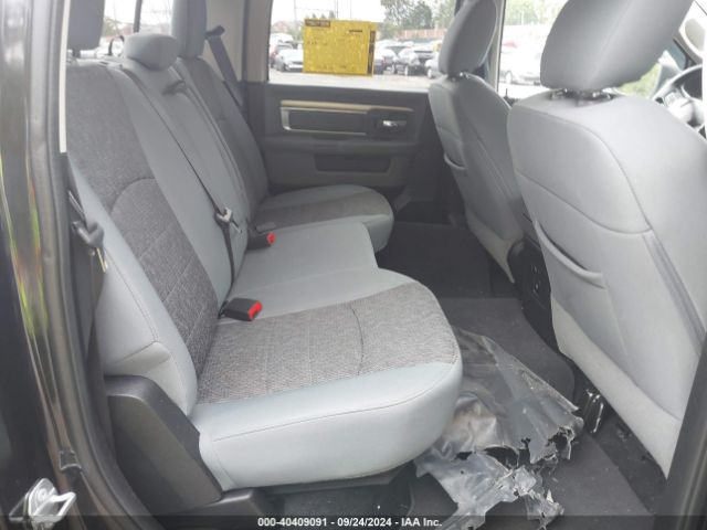 1C6RR7LG7HS581647 RAM 1500 Big Horn  4x4 5'7 Box