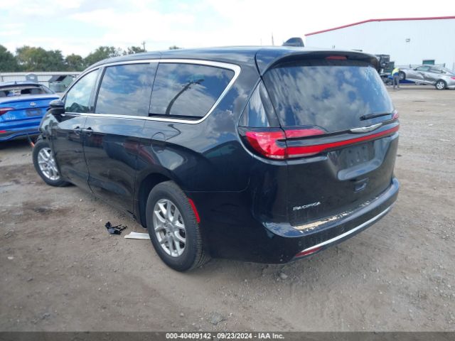 2023 CHRYSLER PACIFICA 2C4RC1BG7PR532750 Photo 2