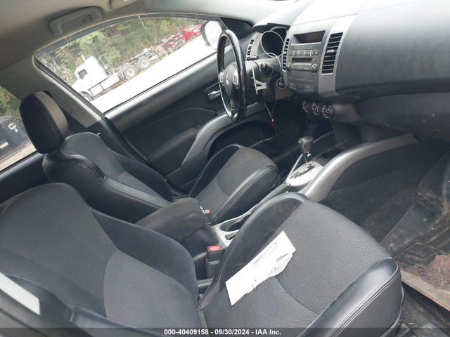 2011 MITSUBISHI OUTLANDER JA4JT3AW3BU007059 Photo 4