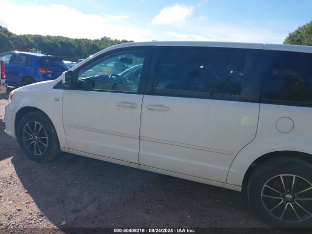 2C4RDGBG8ER419158 Dodge Grand Caravan Se 30th Anniversary