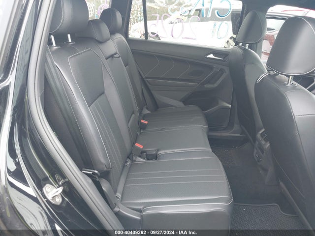 3VV8B7AXXNM170499 Volkswagen Tiguan 2.0t Se R-line Black