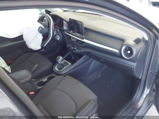 3KPF24AD2ME313092 KIA FORTE FE