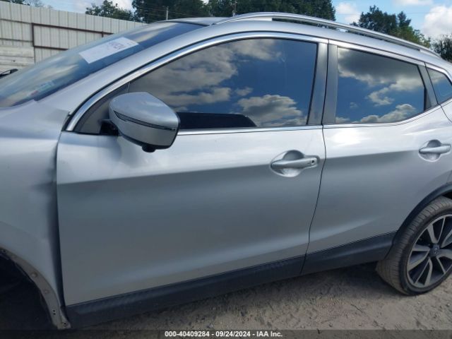 JN1BJ1CP8KW218064 Nissan Rogue Sport Sl
