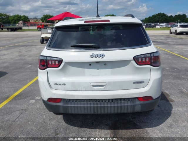 3C4NJDBN4RT110469 Jeep Compass Latitude 4x4