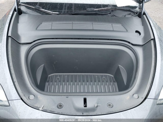 2021 TESLA MODEL Y 5YJYGDEE9MF253741 Photo 9