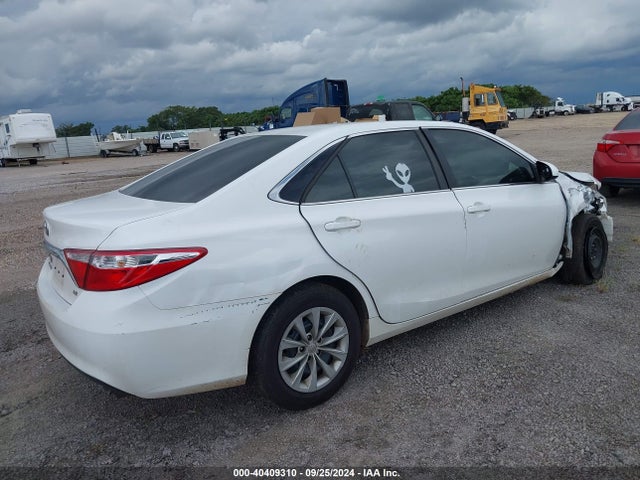 Toyota CAMRY LE 2015 4T1BF1FK6FU038027 Image 4