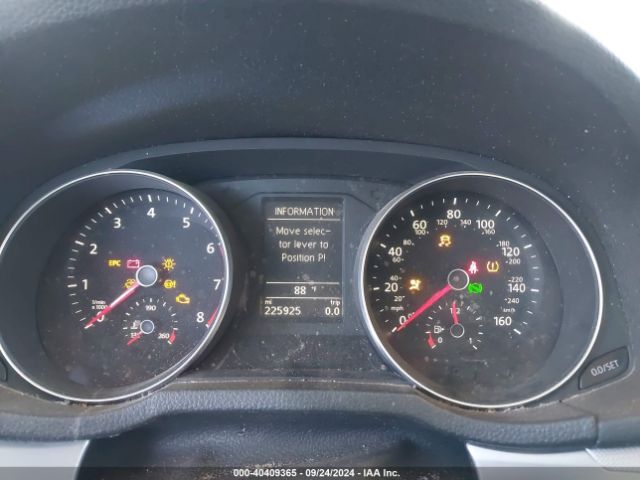 1VWAA7A32JC044677 Volkswagen Passat 2.0t R-line/2.0t S