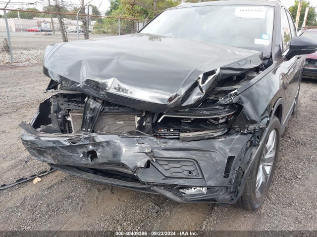 3VV5B7AX6JM063964 Volkswagen Tiguan 2.0t Sel Premium