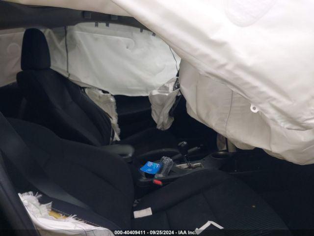 2T3RFREV7FW275402 Toyota Rav4 Xle