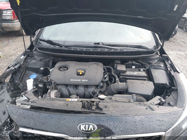 KIA FORTE LX 2017 3KPFL4A72HE063351 Image 10