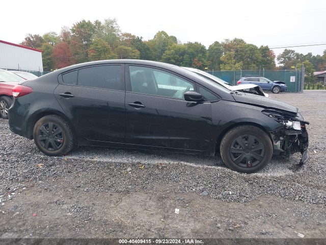 KIA FORTE LX 2017 3KPFL4A72HE063351 Image 13