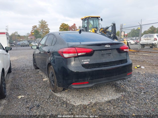 KIA FORTE LX 2017 3KPFL4A72HE063351 Image 3