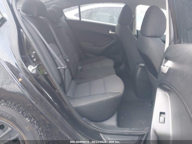 KIA FORTE LX 2017 3KPFL4A72HE063351 Image 8