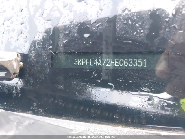 KIA FORTE LX 2017 3KPFL4A72HE063351 Image 9