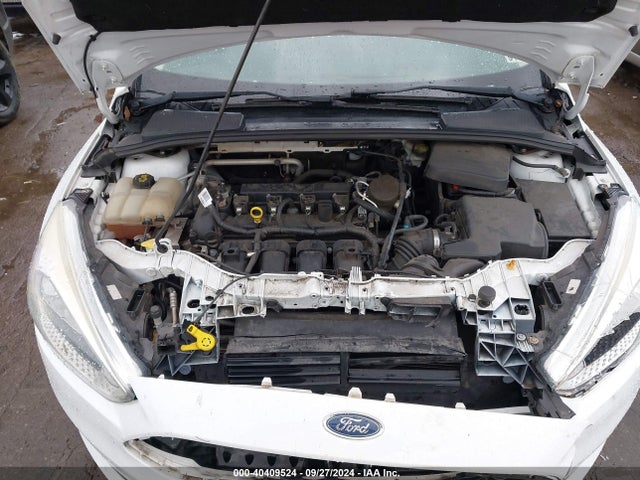 Ford FOCUS SE 2016 1FADP3F25GL278947 Image 10