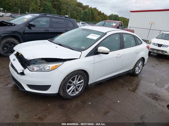Ford FOCUS SE 2016 1FADP3F25GL278947 Image 2