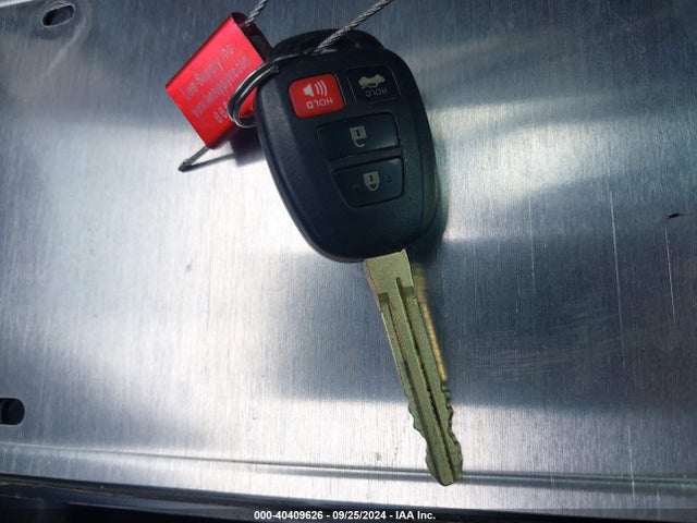 Toyota COROLLA LE 2019 5YFBURHE1KP946912 Image 11