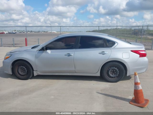 1N4AL3APXHN309732 Nissan Altima 2.5 S