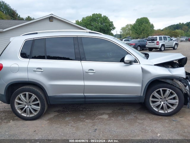 Volkswagen TIGUAN SE 2016 WVGAV7AX7GW577671 Image 13