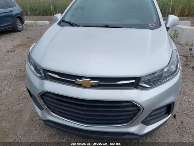 3GNCJKSB9KL401953 Chevrolet TRAX LS