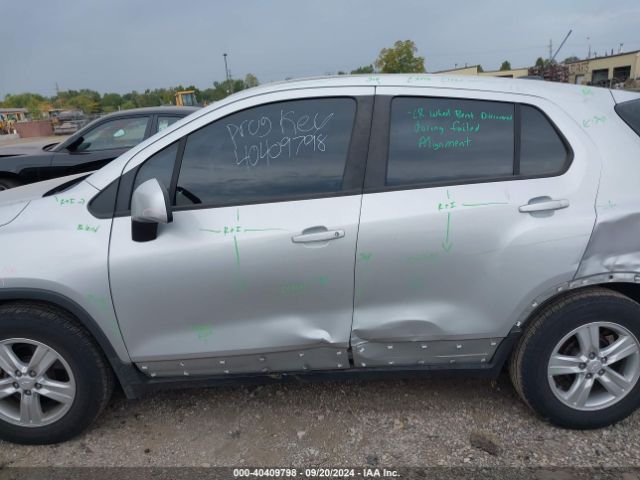 3GNCJKSB9KL401953 Chevrolet TRAX LS