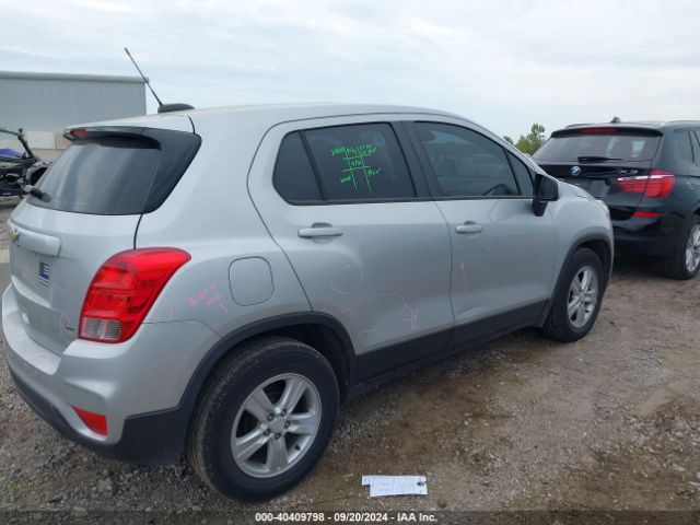 3GNCJKSB9KL401953 Chevrolet TRAX LS