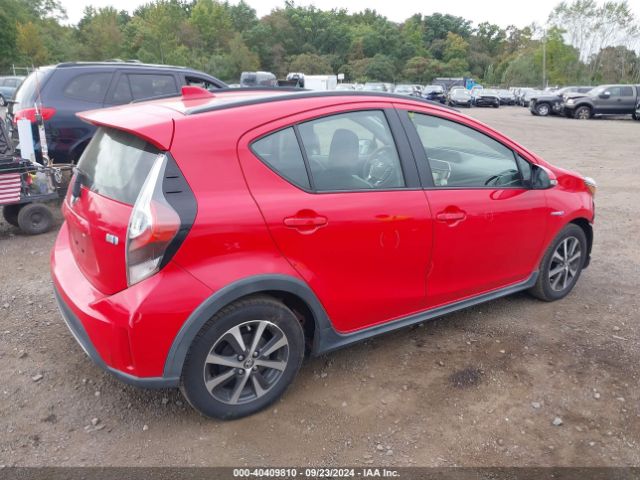 JTDKDTB31J1604545 Toyota Prius C One