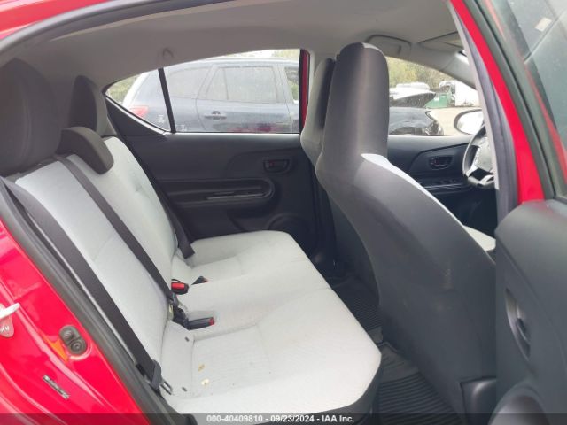 JTDKDTB31J1604545 Toyota Prius C One