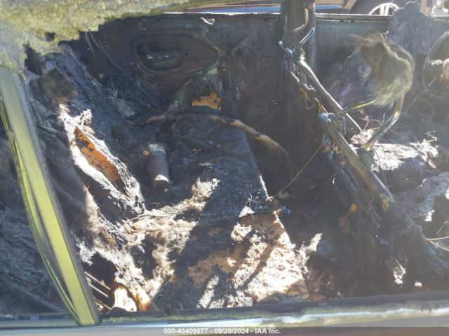 JTMZFREV4GD087144 Toyota RAV4 LE