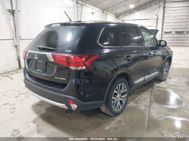 JA4AZ3A3XGZ039425 Mitsubishi Outlander Es