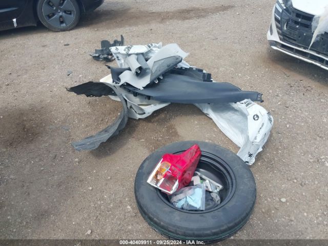 JTMWFREVXFD073962 Toyota Rav4 Xle
