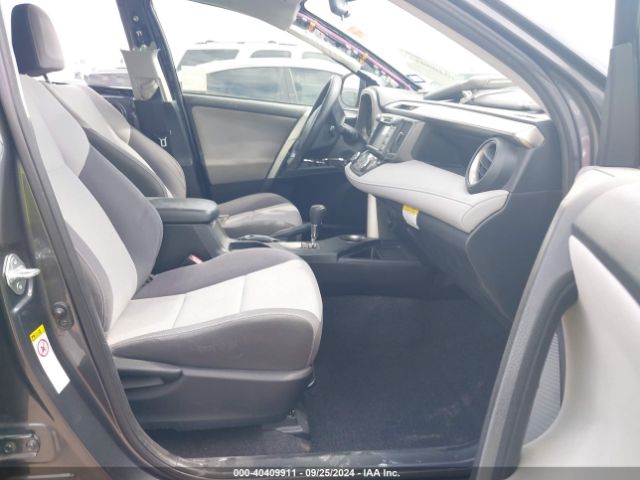 JTMWFREVXFD073962 Toyota Rav4 Xle