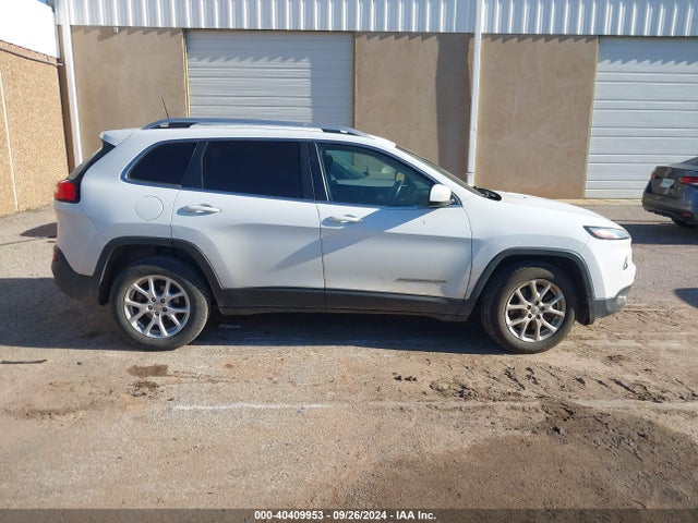 Jeep Cherokee Latitude 2016 1C4PJLCB5GW363024 Image 13