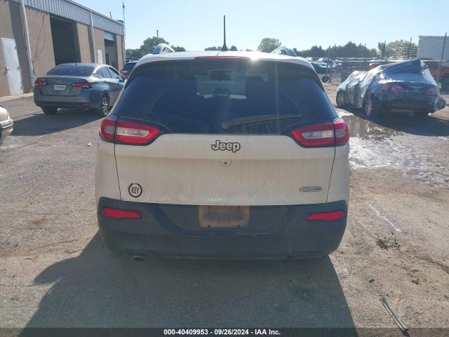 Jeep Cherokee Latitude 2016 1C4PJLCB5GW363024 Image 16