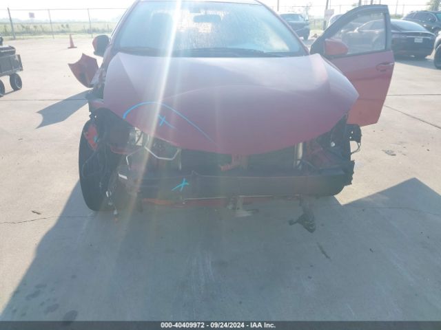 5YFBURHE9HP614967 Toyota COROLLA LE