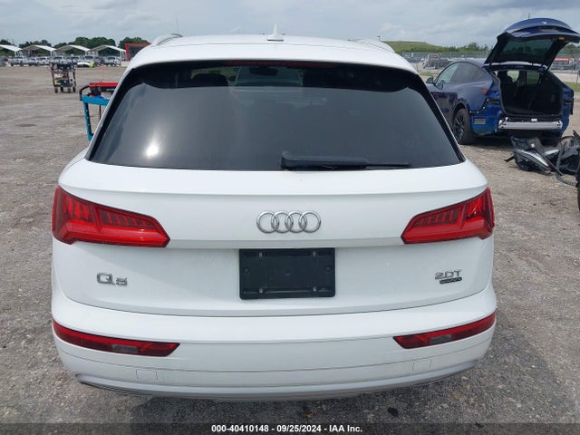 WA1ANAFY2J2127485 Audi Q5 2.0t Premium/2.0t Tech Premium
