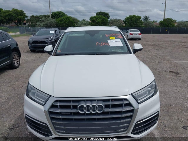 WA1ANAFY2J2127485 Audi Q5 2.0t Premium/2.0t Tech Premium