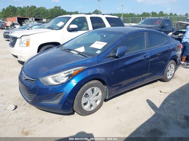 Hyundai ELANTRA SE 2016 5NPDH4AE0GH710752 Image 2