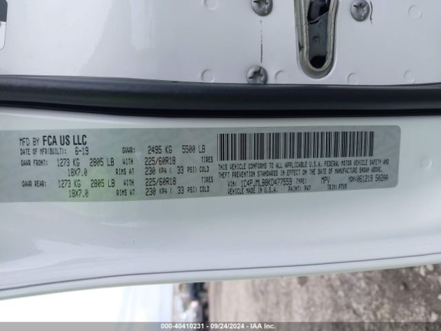 1C4PJMLB8KD477559 Jeep Cherokee Altitude 4x4