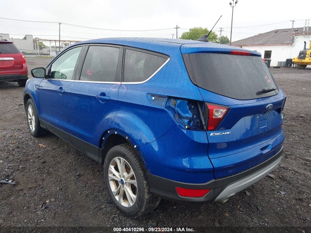Ford ESCAPE SE 2019 1FMCU9GD2KUA03066 Image 3