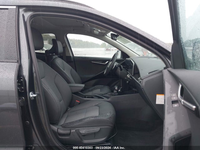 KNDCR3LE2R5169500 KIA Niro Ex Touring