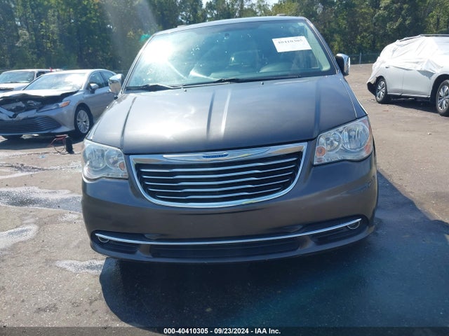 2C4RC1CG3FR601575 Chrysler Town & Country Touring-l
